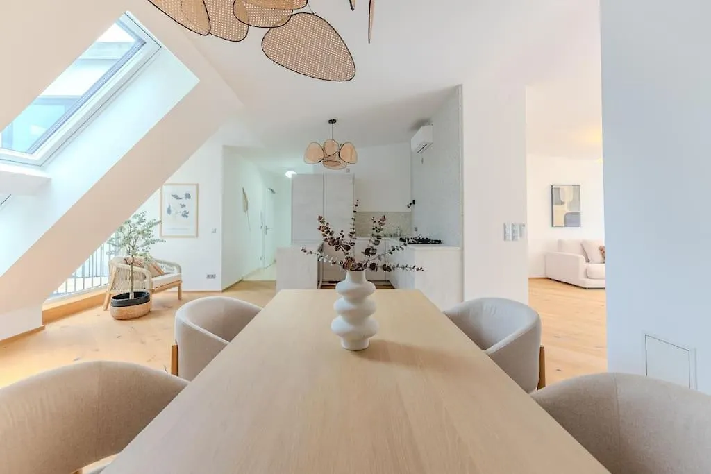 Neustift Deluxe Apartment Vienna
